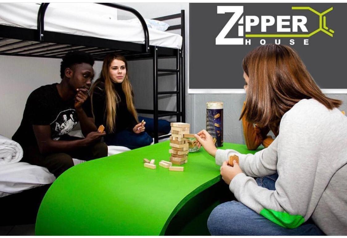 אודסה Hotel Zipper House מראה חיצוני תמונה